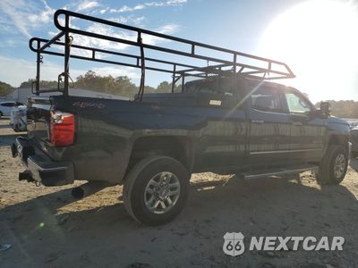 Trzecie zdjęcie samochodu z tyłu: 2017 CHEVROLET SILVERADO K2500 HEAVY DUTY LTZ VIN:1GC1KWEY5HF226155 - miniatura