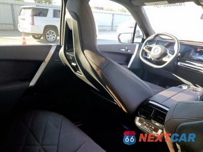 Zdjęcie 11 z 15 samochodu: 2024 BMW IX XDRIVE50 VIN:WB523CF08RCN04652 - miniatura