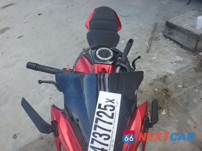 Piąte zdjęcie samochodu w środku: 2015 KAWASAKI EX650 E VIN:JKAEXEE1XFDA18679 - miniatura