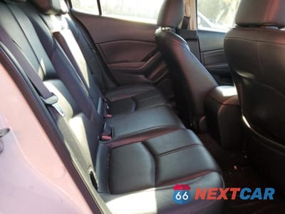 Zdjęcie 10 z 12 samochodu: 2018 MAZDA 3 TOURING VIN:3MZBN1V34JM231191 - miniatura