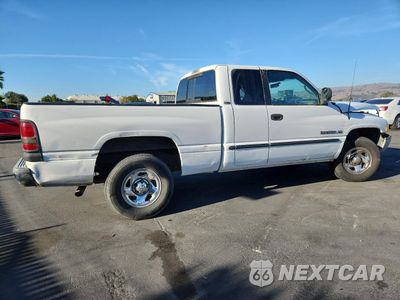 Trzecie zdjęcie samochodu z tyłu: 2000 DODGE RAM 1500 VIN:3B7HC13YXYG125435 - miniatura