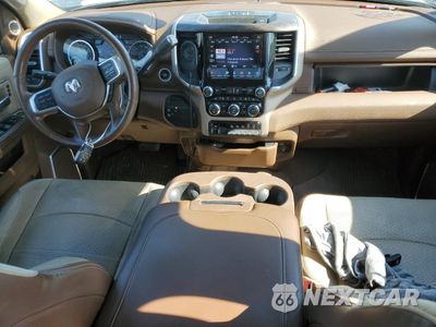 Zdjęcie 8 z 14 samochodu: 2021 RAM 2500 LARAMIE VIN:3C6UR5FL2MG612618 - miniatura