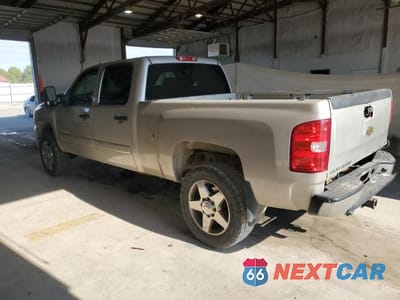 Drugie zdjęcie samochodu z przodu: 2007 CHEVROLET SILVERADO K2500 HEAVY DUTY VIN:1GCHK23657F511736 - miniatura