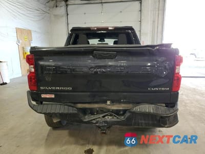 Zdjęcie 6 z 12 samochodu: 2022 CHEVROLET SILVERADO K1500 CUSTOM VIN:1GCPDBEK8NZ594994 - miniatura