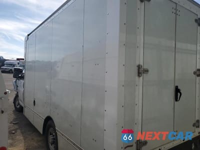 Drugie zdjęcie samochodu z przodu: 2021 CHEVROLET EXPRESS G3500 VIN:1GB0GSF76M1302358 - miniatura
