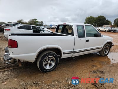 Trzecie zdjęcie samochodu z tyłu: 2000 CHEVROLET S TRUCK S10 VIN:1GCCS19W3Y8228513 - miniatura