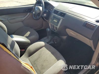 Zdjęcie 8 z 12 samochodu: 2007 FORD FOCUS ZX3 VIN:1FAHP31N27W169198 - miniatura