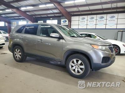 Czwarte zdjęcie samochodu z boku: 2011 KIA SORENTO BASE VIN:5XYKT3A18BG077009 - miniatura