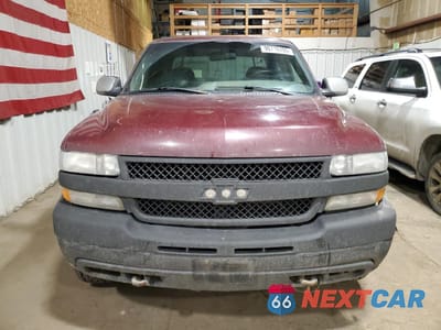 Piąte zdjęcie samochodu w środku: 2002 CHEVROLET SILVERADO K2500 HEAVY DUTY VIN:1GCHK23U42F148711 - miniatura