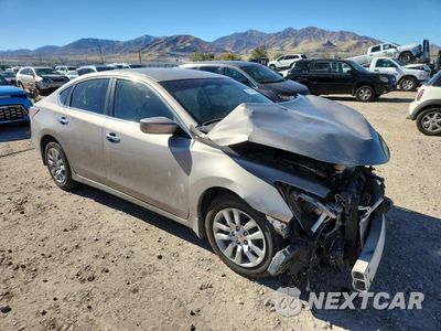 Czwarte zdjęcie samochodu z boku: 2015 NISSAN ALTIMA 2.5 VIN:1N4AL3AP4FN368806 - miniatura