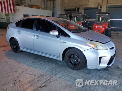 Czwarte zdjęcie samochodu z boku: 2013 TOYOTA PRIUS VIN:JTDKN3DU0D5668253 - miniatura
