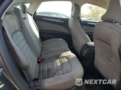 Zdjęcie 10 z 14 samochodu: 2016 FORD FUSION S VIN:3FA6P0G72GR176976 - miniatura