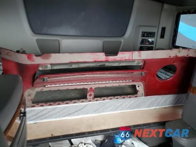 Piąte zdjęcie samochodu w środku: 2019 INTERNATIONAL LT625 SEMI TRUCK VIN:3HSDZAPR9KN240845 - miniatura