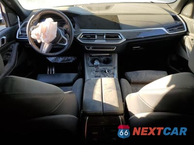 Zdjęcie 8 z 13 samochodu: 2020 BMW X5 SDRIVE 40I VIN:5UXCR4C07LLT19631 - miniatura