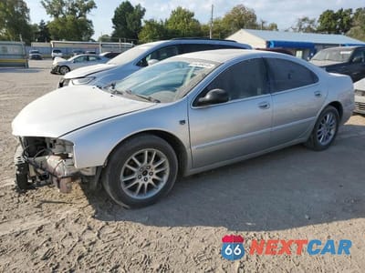 2002 CHRYSLER 300M 2C3AE66G72H255163 - główne zdjęcie licytacji z USA - miniatura