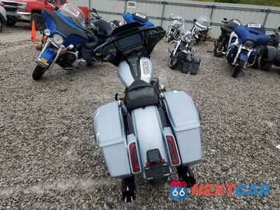 Czwarte zdjęcie samochodu z boku: 2024 HARLEY-DAVIDSON FLHX VIN:1HD1KB710RB636779 - miniatura