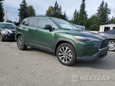 Czwarte zdjęcie samochodu z boku: 2024 TOYOTA COROLLA CROSS XLE VIN:7MUDAABGXRV089526 - miniatura