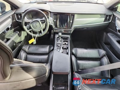 Zdjęcie 8 z 15 samochodu: 2020 VOLVO S90 T6 OCEAN RACE VIN:LVYA22MTXLP180218 - miniatura