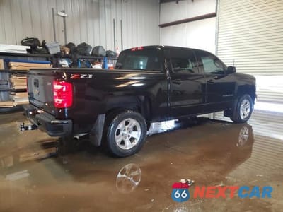 Trzecie zdjęcie samochodu z tyłu: 2018 CHEVROLET SILVERADO K1500 LT VIN:3GCUKREC7JG499069 - miniatura