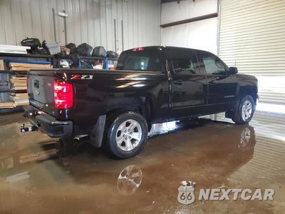 Trzecie zdjęcie samochodu z tyłu: 2018 CHEVROLET SILVERADO K1500 LT VIN:3GCUKREC7JG499069 - miniatura