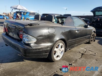 Trzecie zdjęcie samochodu z tyłu: 2000 MERCEDES-BENZ CLK 320 VIN:WDBLK65G3YT039349 - miniatura