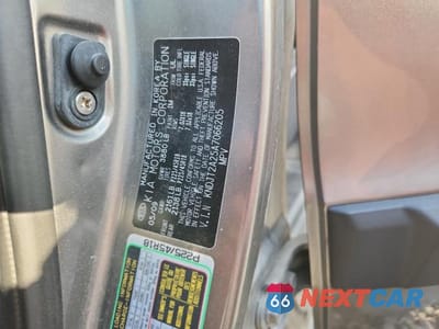 Zdjęcie 12 z 12 samochodu: 2010 KIA SOUL + VIN:KNDJT2A25A7066205 - miniatura