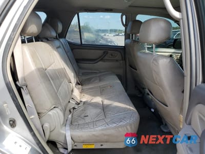 Zdjęcie 11 z 14 samochodu: 2004 TOYOTA SEQUOIA SR5 VIN:5TDZT34A14S232578 - miniatura