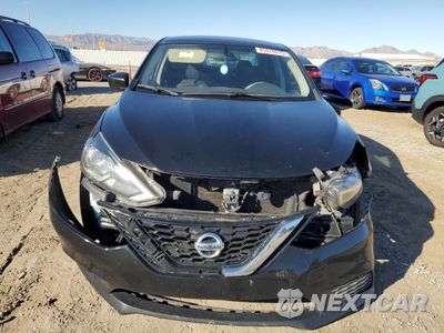 Piąte zdjęcie samochodu w środku: 2019 NISSAN SENTRA S VIN:3N1AB7AP2KY399850 - miniatura