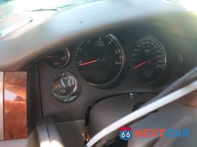 Zdjęcie 9 z 14 samochodu: 2013 CHEVROLET SUBURBAN VIN:1GNSCJE08DR107191 - miniatura