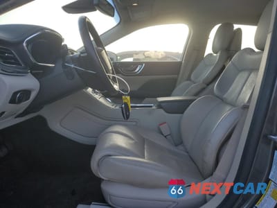 Zdjęcie 7 z 15 samochodu: 2017 LINCOLN CONTINENTAL SELECT VIN:1LN6L9SP0H5630983 - miniatura