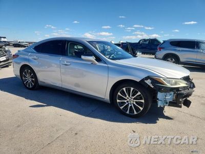 Czwarte zdjęcie samochodu z boku: 2019 LEXUS ES 300H VIN:58AB21B13KU002534 - miniatura