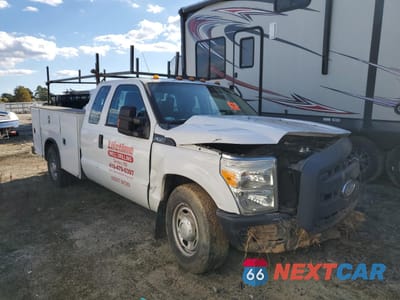 Czwarte zdjęcie samochodu z boku: 2013 FORD F350 SUPER DUTY VIN:1FD7X3E61DEB46971 - miniatura