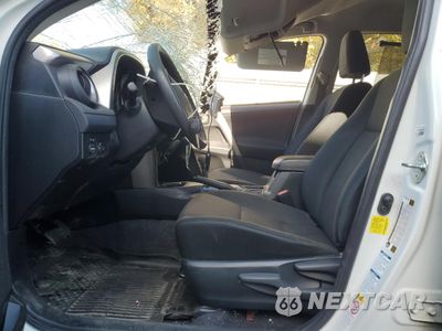 Zdjęcie 7 z 13 samochodu: 2018 TOYOTA RAV4 LE VIN:JTMBFREV5JJ204031 - miniatura