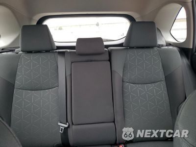 Zdjęcie 10 z 15 samochodu: 2023 TOYOTA RAV4 XLE VIN:2T3P1RFV6PC358939 - miniatura