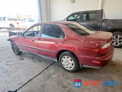 Drugie zdjęcie samochodu z przodu: 1996 HONDA ACCORD LX VIN:1HGCD5638TA056011 - miniatura