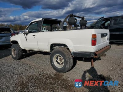 Drugie zdjęcie samochodu z przodu: 1987 TOYOTA 4RUNNER RN60 VIN:JT4RN62DXH0176206 - miniatura