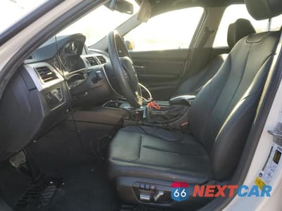 Zdjęcie 7 z 11 samochodu: 2016 BMW 320 I VIN:WBA8E1G57GNU10560 - miniatura