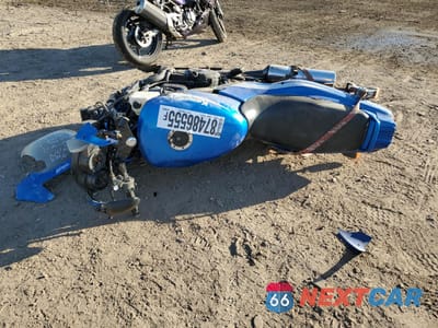 Trzecie zdjęcie samochodu z tyłu: 2000 KAWASAKI EX500 D VIN:JKAEXVD15YA056520 - miniatura