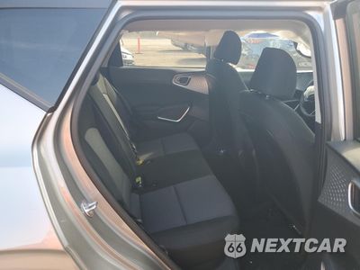 Zdjęcie 11 z 15 samochodu: 2025 KIA SOUL LX VIN:KNDJ23AU8S7958718 - miniatura