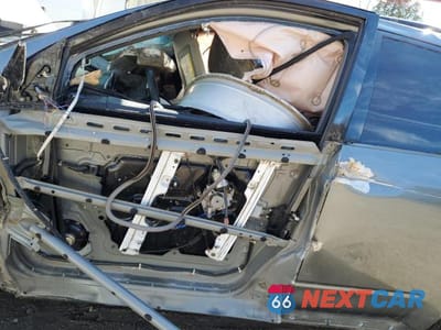 Zdjęcie 7 z 13 samochodu: 2005 NISSAN MURANO S VIN:JN8AZ08W75W441216 - miniatura