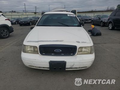 Piąte zdjęcie samochodu w środku: 2001 FORD CROWN VICTORIA POLICE INTERCEPTOR VIN:2FAFP71W91X192934 - miniatura