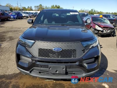 Piąte zdjęcie samochodu w środku: 2022 FORD EXPLORER POLICE INTERCEPTOR VIN:1FM5K8AB0NGC07366 - miniatura