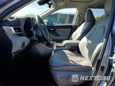 Zdjęcie 7 z 14 samochodu: 2020 TOYOTA HIGHLANDER XLE VIN:5TDGZRBH7LS020744 - miniatura
