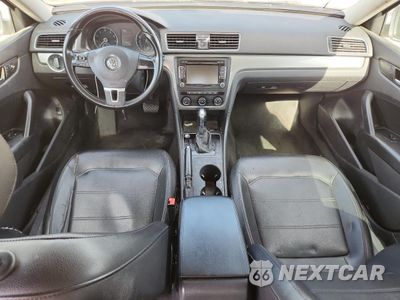 Zdjęcie 8 z 12 samochodu: 2015 VOLKSWAGEN PASSAT S VIN:1VWAT7A36FC098758 - miniatura