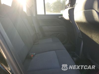 Zdjęcie 11 z 13 samochodu: 2014 JEEP PATRIOT LATITUDE VIN:1C4NJRFB0ED816786 - miniatura