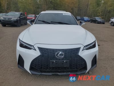 Piąte zdjęcie samochodu w środku: 2023 LEXUS IS 300 VIN:JTHG81F21P5052304 - miniatura