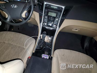 Zdjęcie 8 z 12 samochodu: 2012 HYUNDAI SONATA GLS VIN:5NPEB4AC4CH500184 - miniatura