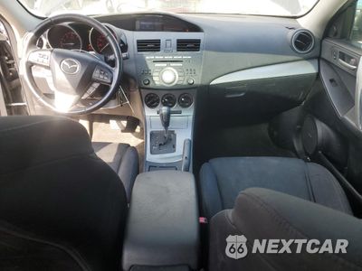Zdjęcie 8 z 12 samochodu: 2011 MAZDA 3 S VIN:JM1BL1U52B1409304 - miniatura
