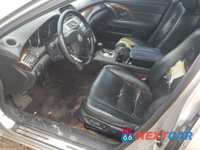 Zdjęcie 7 z 12 samochodu: 2005 ACURA RL VIN:JH4KB16515C016837 - miniatura