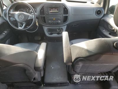 Zdjęcie 8 z 13 samochodu: 2016 MERCEDES-BENZ METRIS VIN:WD4PG2EE6G3154088 - miniatura